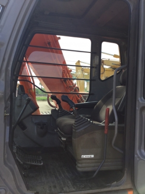 ต้องการขายรถขุดดิน