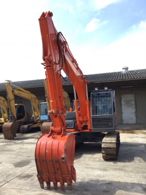 ต้องการขายรถขุดดิน