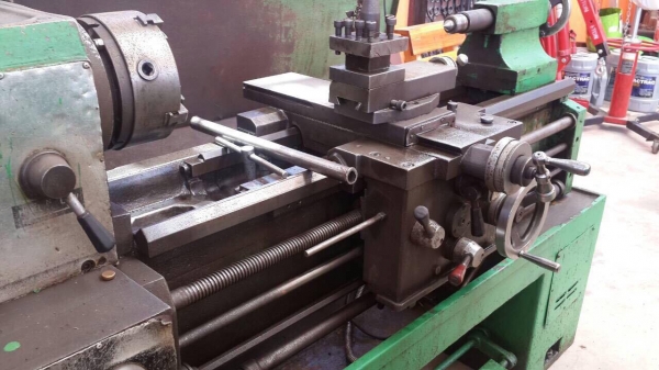 ขายเครื่องกลึงวิคเตอร์ Victor 6 ฟุต 400x1000