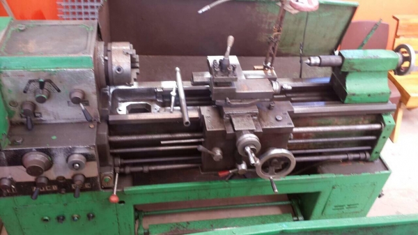 ขายเครื่องกลึงวิคเตอร์ Victor 6 ฟุต 400x1000