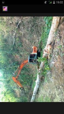 ขายรถแบคโฮ HITACHI EX200-3 ระบบไฟเต็ม ราคา 500000 ขายรถแบคโฮ HITACHI EX200-3 ระบบไฟเต็ม ราคา 500000