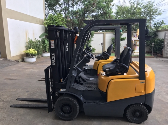 ขายโฟล์คลิฟท์ 1.5 ตัน TCM FHD15T3 เสาสูง 3 เมตร รถเก่านอก รุ่นใหม่ ใช้งานน้อย ยังไม่เคยใช้งานในไทย สภาพ95\% ขายโฟล์คลิฟท์ 1.5 ตัน TCM FHD15T3 เสาสูง 3 เมตร รถเก่านอก รุ่นใหม่ ใช้งานน้อย ยังไม่เคยใช้งานในไทย สภาพ95\%
