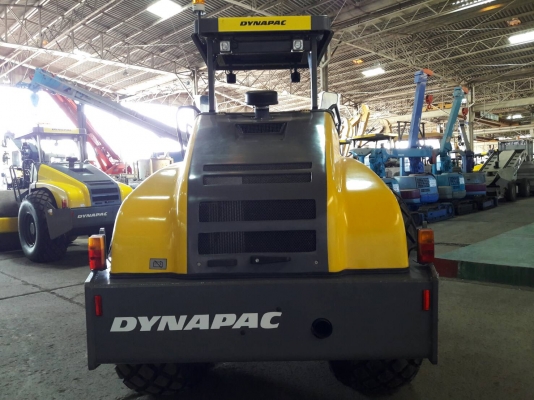 ขายรถบด DYNAPAC ใหม่พร้อมเปลือกหนาม