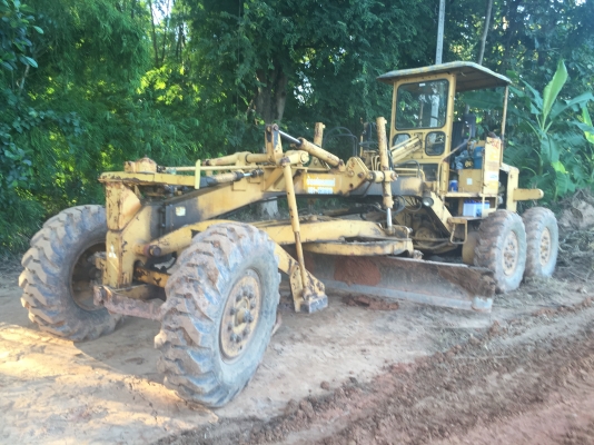 ขายรถเกรด ขนาดกลาง ขายรถเกรด ขนาดกลาง