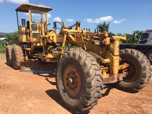 ขายรถเกรด ขนาดกลาง ขายรถเกรด ขนาดกลาง