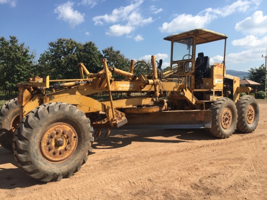 ขายรถเกรด ขนาดกลาง ขายรถเกรด ขนาดกลาง