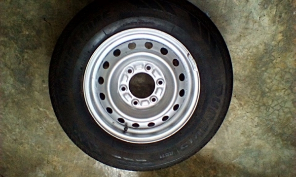 ล้ออ่ะไหล่อีซู15/6รู Bs215/70/15ปี15 ลงพื้นครั้งนึง 1000บาท  ราคาสุดท้าย เก็บสีกะทะใหม่แล้ว 0995357594 >ส่งได้ทั่วไทย<