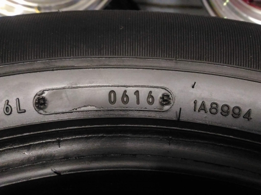 ยาง Dunlop SP LT37 205 70 15 ผลิตปี 2016 ดอกหนา ไม่มีปะ ทั้งชุด 5,800 บาท ใส่ถ่วงฟรี ส่งทั่วไทยค่ะ ยาง Dunlop SP LT37 205 70 15 ผลิตปี 2016 ดอกหนา ไม่มีปะ ทั้งชุด 5,800 บาท ใส่ถ่วงฟรี ส่งทั่วไทยค่ะ