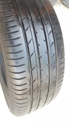 ขายยาง205/55/16 ปี 3015 YOKOHAMA E70 4 เส้น