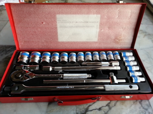 ขายประแจบล็อค ไม่แพง