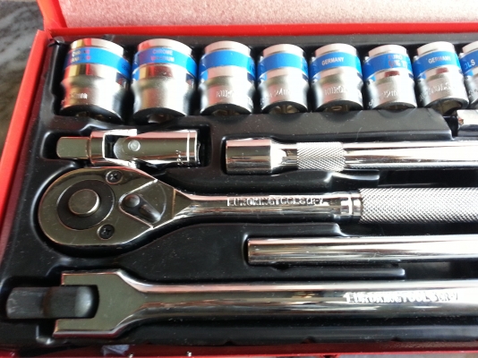 ขายประแจบล็อค ไม่แพง