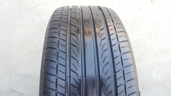 ขายยาง225/50/17 ปี 2215 THUNDERER 4 เส้น ขายยาง225/50/17 ปี 2215 THUNDERER 4 เส้น