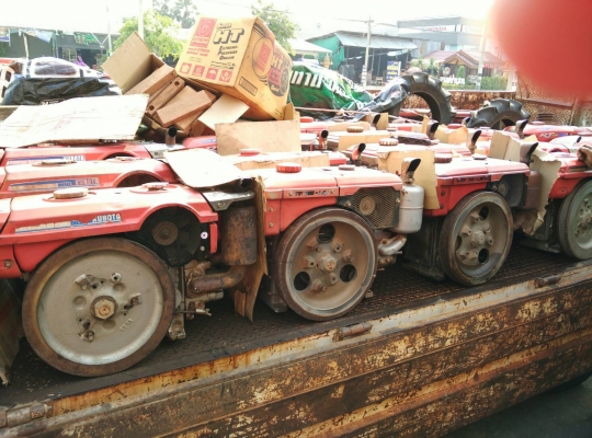 พรุ่งนี้วันสุดท้าย มหกรรม"วันลดราคาครั้งยิ่งใหญ่แห่งปี" รถแทรกเตอร์ เครื่องสูบน้ำทั้งเก่าและใหม่ลดสูงสุดถึง80\%