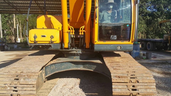 ขายแบคโค Hyundai 220 9s สภาพ 85\% รถสวยมากเอกสานอินวอย รถออกห้างไทย หาอยู่ไม่ผิดหวัง ขายแบคโค Hyundai 220 9s สภาพ 85\% รถสวยมากเอกสานอินวอย รถออกห้างไทย หาอยู่ไม่ผิดหวัง