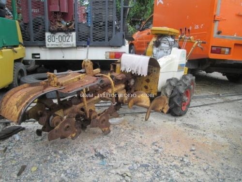 รถขุดร่องดินเดินตาม KYOEI  TL-50AF  รหัสสินค้า 80904369 อุปกรณ์ติดมาพร้อม ผลานข้างยาว  Line: nihonmono