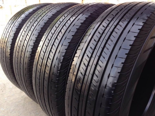 ยาง Bridgstone 215-70-15 ปี 16 ครบชุด 4 เส้น 7500  สภาพสวยๆไม่มีปะไม่บวมไม่กินข้าง ดอกยางเหลือเยอะเอาไปวิ่งกันใด้อีกยาวค่ะ