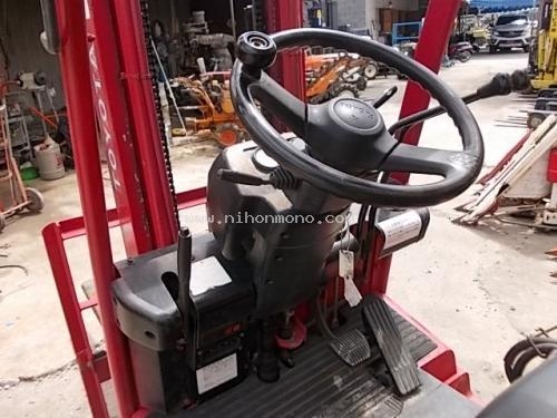 รถยกไฟฟ้า TOYOTA 3FB9 สามารถยก 900kg.ใช้งานมาน้อย รหัสสินค้า 80803016 Line : nihonmono รถยกไฟฟ้า TOYOTA 3FB9 สามารถยก 900kg.ใช้งานมาน้อย รหัสสินค้า 80803016 Line : nihonmono