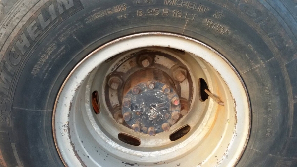 ขายรถหกล้ออีซูซุ ปี43 115แรงม้า เอฟหน้า-หลัง ขายรถหกล้ออีซูซุ ปี43 115แรงม้า เอฟหน้า-หลัง