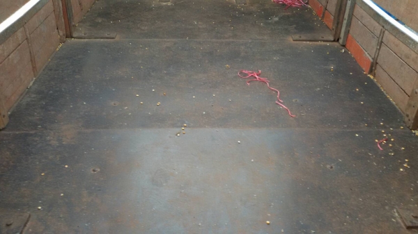 ขายรถหกล้ออีซูซุ ปี43 115แรงม้า เอฟหน้า-หลัง ขายรถหกล้ออีซูซุ ปี43 115แรงม้า เอฟหน้า-หลัง