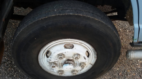 ขายรถหกล้ออีซูซุ ปี43 115แรงม้า เอฟหน้า-หลัง ขายรถหกล้ออีซูซุ ปี43 115แรงม้า เอฟหน้า-หลัง