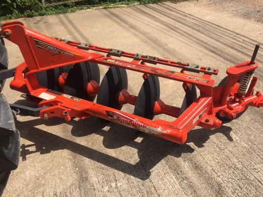 ขายรถไถ Kubota L3608 (4WD) พร้อมใบมีดและผานพรวนช้าง รถสวยๆ ใช้งานน้อย