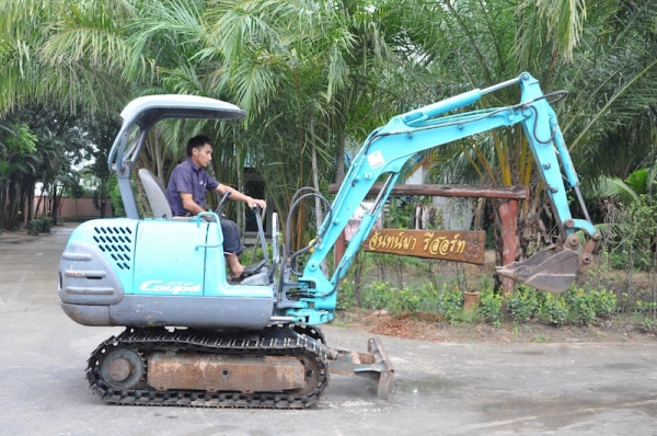 ขายแบคโฮ KOBELCO SK20(ปั้มนิ้ว)(คอนโทลน้ำมัน)(ลายหัวแย๊ก) ครบๆ สวยเดิมจากญี่ปุ่น ทำงานสมบูรณ์ทุกระบบ รับรองไม่ผิดหวัง 265,000 เท่านั้น!!