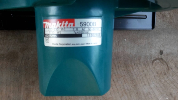 ขายเลื่อยวงเดือนMAKITA MODEL5900B MADE IN JAPAN.ใหม่เก่าเก็บ