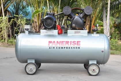 ขายปั้มลม 2สูบ(300ลิตรใหญ่) 5.5kw ไฟ380vสภาพสวยเดิม ของใหม่เปิดตู้ติดมา1ตัว 24,500บาท เท่านั้น!!