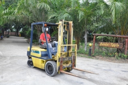 ลดกระหน่ำ!!ขายFORKLIFT KOMATSU FD15ดีเซล(1.5ตัน) สวยเดิมจากญี่ปุ่น ยังไม่เคยใช้ในไทย 140,000เท่านั้น!!