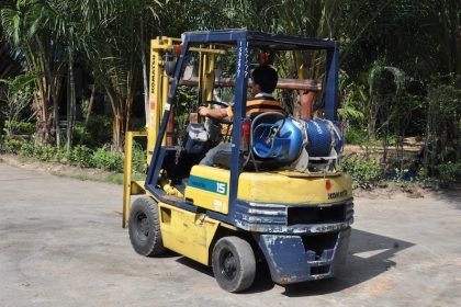 ลดกระหน่ำ!!ขายFORKLIFT KOMATSU FG15-15 แก๊สญี่ปุ่นโรงงาน(1.5ตัน) สวยเดิมจากญี่ปุ่น ยังไม่เคยใช้ในไทย 115,000เท่านั้น!!