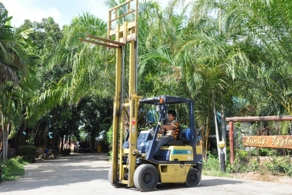 ลดกระหน่ำ!!ขายFORKLIFT KOMATSU FG15-15 แก๊สญี่ปุ่นโรงงาน(1.5ตัน) สวยเดิมจากญี่ปุ่น ยังไม่เคยใช้ในไทย 115,000เท่านั้น!!