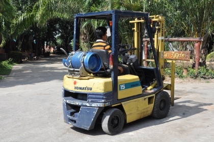 ลดกระหน่ำ!!ขายFORKLIFT KOMATSU FG15-15 แก๊สญี่ปุ่นโรงงาน(1.5ตัน) สวยเดิมจากญี่ปุ่น ยังไม่เคยใช้ในไทย 115,000เท่านั้น!!
