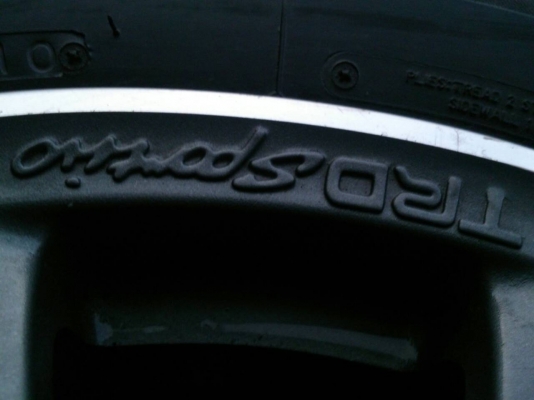 ขายแม็ก TRD แท้ 4รูขอบ15 จำนวน 1 วง