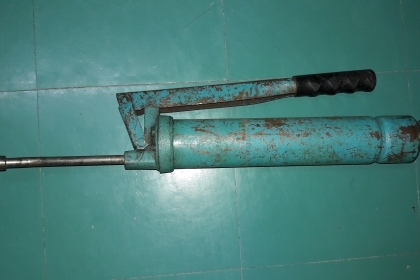 ขายกระบอกอัดจาระบีสวยแข็งแรงMade in Sweden.มือสองสภาพดี ขายกระบอกอัดจาระบีสวยแข็งแรงMade in Sweden.มือสองสภาพดี