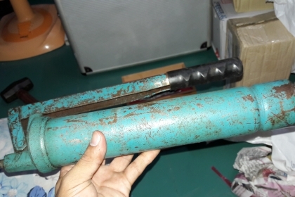 ขายกระบอกอัดจาระบีสวยแข็งแรงMade in Sweden.มือสองสภาพดี