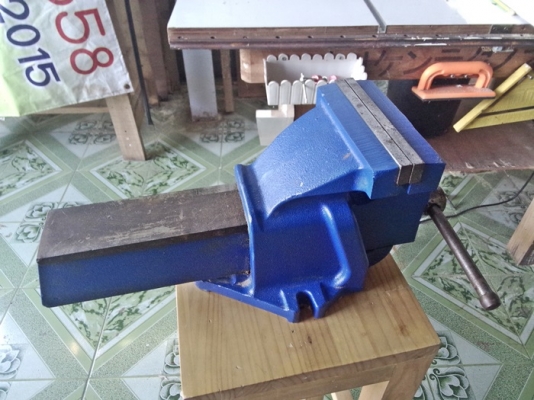 ปากกาจับงาน VOREX 6" ตัวใหญ่ สภาพสวยๆ ปากกาจับงาน VOREX 6" ตัวใหญ่ สภาพสวยๆ