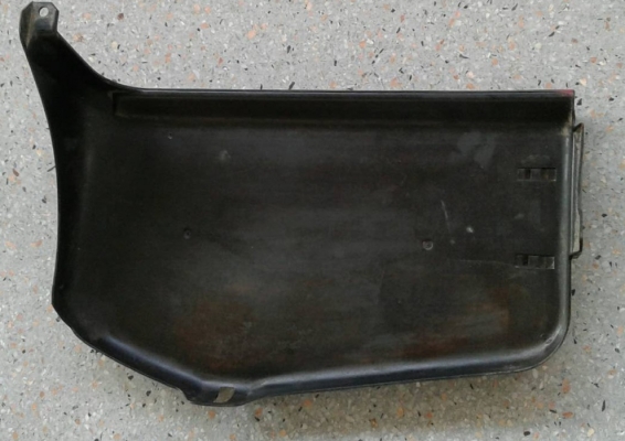 อะไหล่ TOYOTA ม้ากระโดด RN30  ถาดใต้คอนโซลแท้