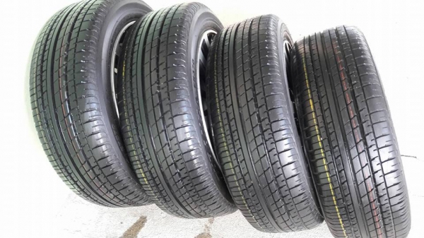 ขายล้อแม็กป้ายแดง jazz 16" พร้อมยางปี16 สนใจติดต่อ ก.เจริญการยางครับ 081-3747940 ขายล้อแม็กป้ายแดง jazz 16" พร้อมยางปี16 สนใจติดต่อ ก.เจริญการยางครับ 081-3747940