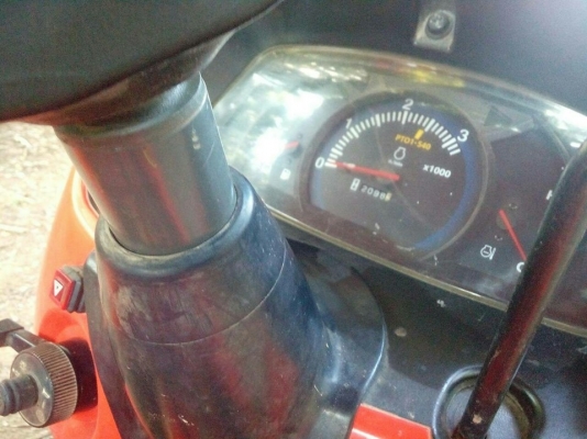 ขายรถแทรคเตอร์ คูโบต้า L3608 ทำงานสองพัน ชม.อุปกรณ์ใบดันหน้าผานหลัง เอกสารเล่มทะเบียนครบ