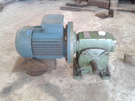 มอเตอร์เกียร์ทดรอบ