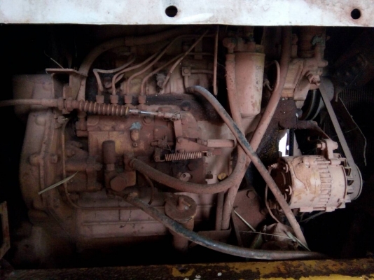 รถตักKOMATSU 510...กรองคู่ จอดไว้หลายวันที่โรงจอด แบตเสีย..รถมีเอกสารอินวอยล์