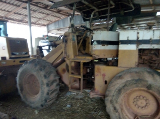 รถตักKOMATSU 510...กรองคู่ จอดไว้หลายวันที่โรงจอด แบตเสีย..รถมีเอกสารอินวอยล์