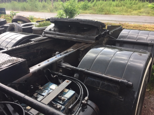 10ล้อหัวลากISUZU320แรงFXZ23KZH2 2-3000XXX วางหัวนอก เครื่องเดิมเกียร์เดิม รถสวยสภาพดี เล่มพร้อม