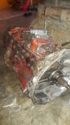 เกียร์ฮีโน่6เกียร์เดินหน้า เกียร์หนึ่ง7.1รอบสภาพสวยพร้อมใช้มีแก้มเกียร์081-1951535ครับ