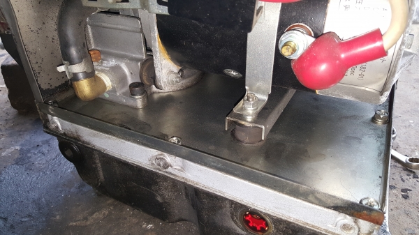 ปั้มไฮดรอลิค ออก 4 สาย ไฟ 24 v รหัส C1 - 1 ปั้มไฮดรอลิค ออก 4 สาย ไฟ 24 v รหัส C1 - 1