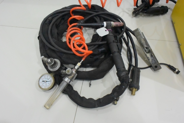 เครื่องเชื่อมอาร์กอน เชื่อมได้ 2 ระบบ 200 A ยี่ห้อ Rilon รุ่น TIG200M สภาพดี มีสายเชื่อมอาร์กอน