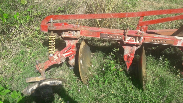 ผานไถบุกเบิก 3 ใบ