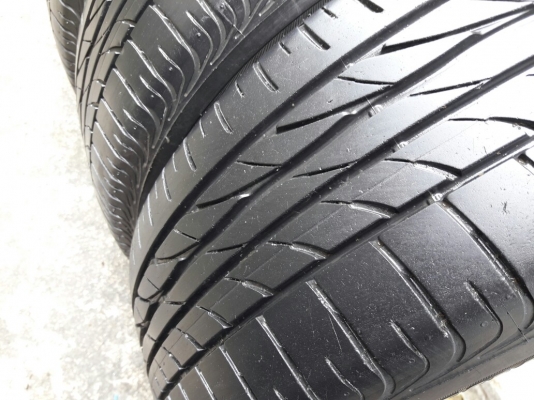 ยางBRIDGESTONE รุ่น TURANZA ER300. 185 55R16 ปี2014สภาพสวยมากๆ ดอกเยอะมากๆ90\%คุมสุดใช้อีกนานไม่แพง