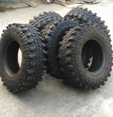 ขายยางลุยๆ ตะขาบ 35x10.5 R 16 ขายยางลุยๆ ตะขาบ 35x10.5 R 16