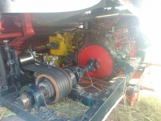 ขายรถเกี่ยวข้าว เกษตรพัฒนาไอ้หนุ่มไวไฟ เครื่องอีซูซุ210เทอร์โบว์ ตัวเดินไฮดราท ปั๊ม22อีตั้นช่วงล่างใหม่ กำลังลงงาน ติดต่อ 080-7964423  วีดีโอการทำงาน https://youtu.be/Q5beWH8MnkM